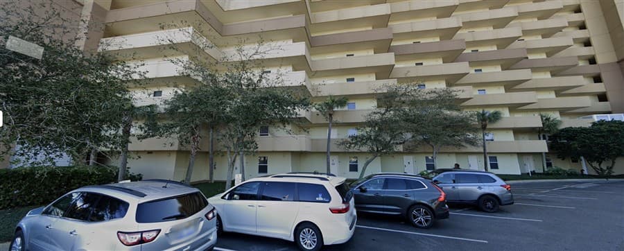 Temporary guest parking and unloading area near Pelican Beach Resort main entrance